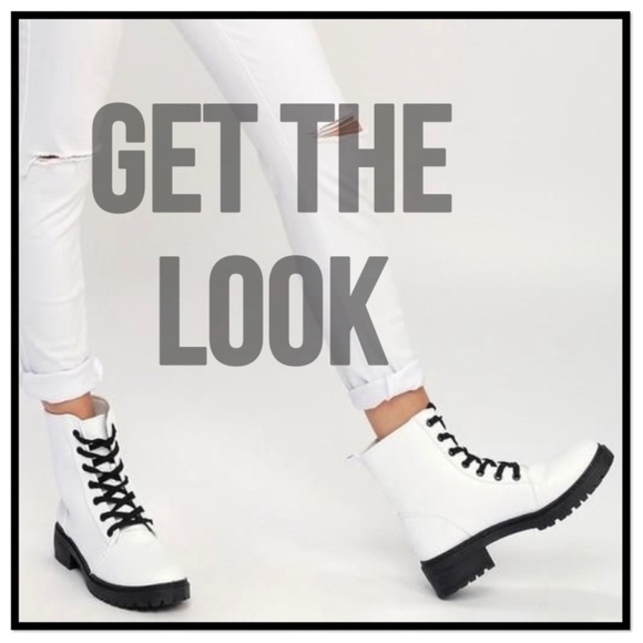 QUPID Raffi White Lace Up Chunky Lug Combat Boots - Picture 2 of 11